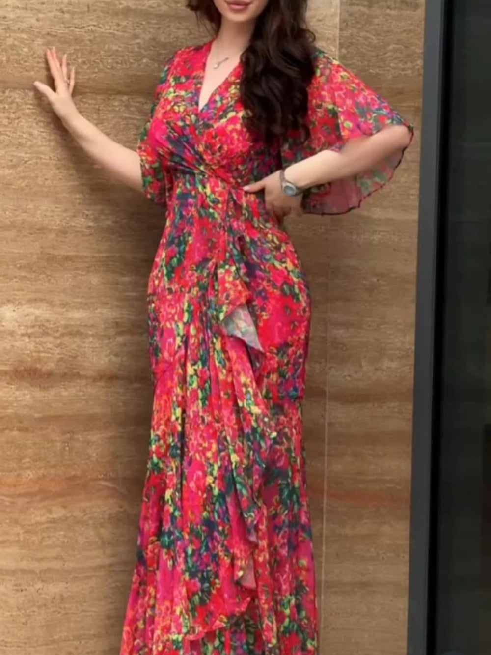 Leontina – Retro Trumpet Sleeve Print Dress