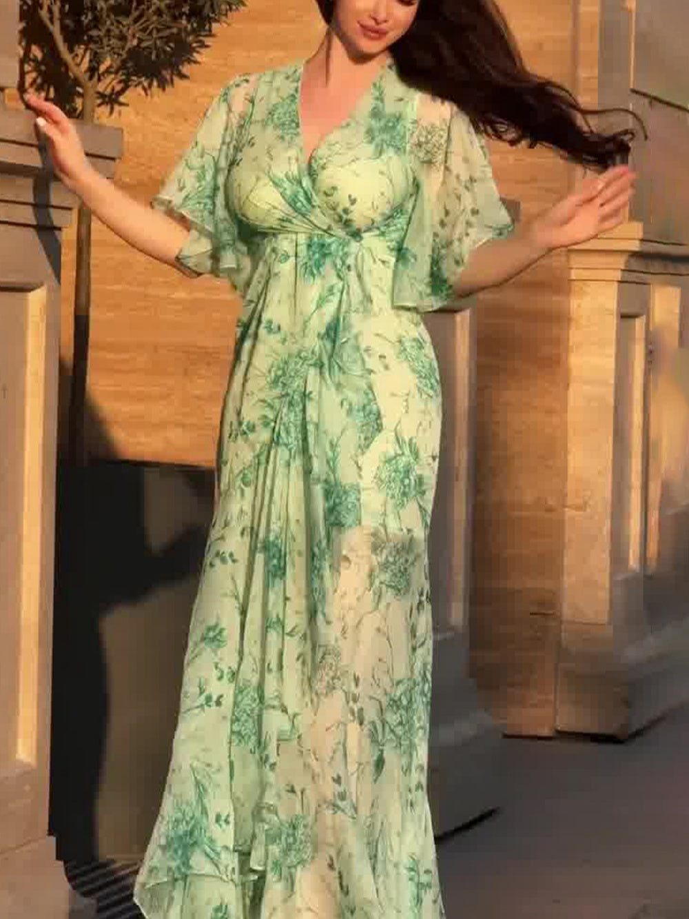 Leontina – Retro Trumpet Sleeve Print Dress