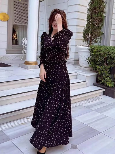 Mirlette Black Floral Vintage V-Neck Maxi Dress