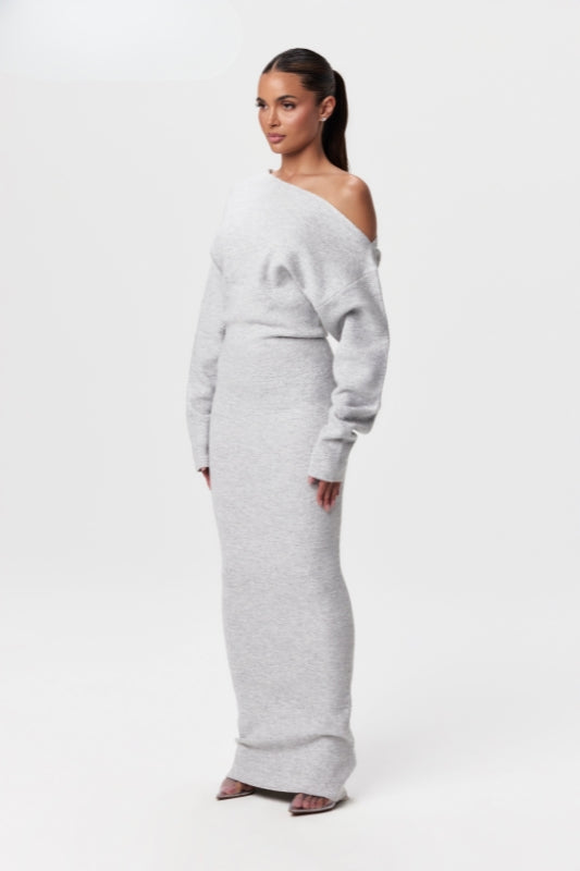 Mirelda – Off-Shoulder Sweater Dress