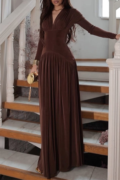 Leontine – V-Neck Long-Sleeve Velvet Maxi Dress