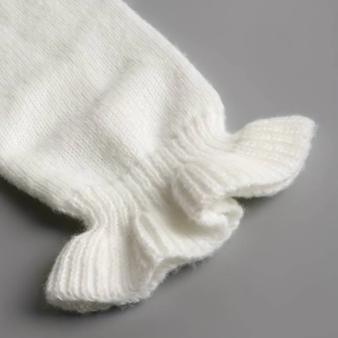 Lana - White Cozy Sweater