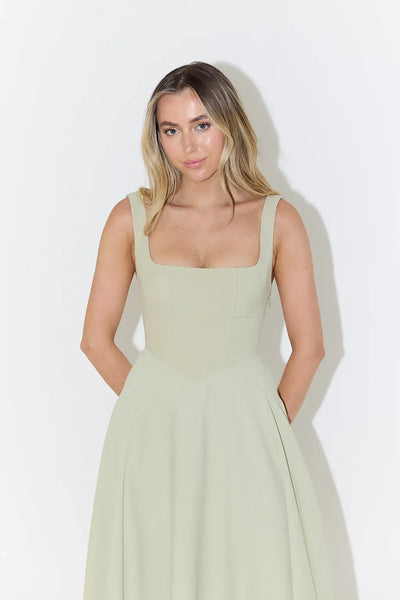 YARA-BELLE | HIGH-WAISTED MIDI DRESS