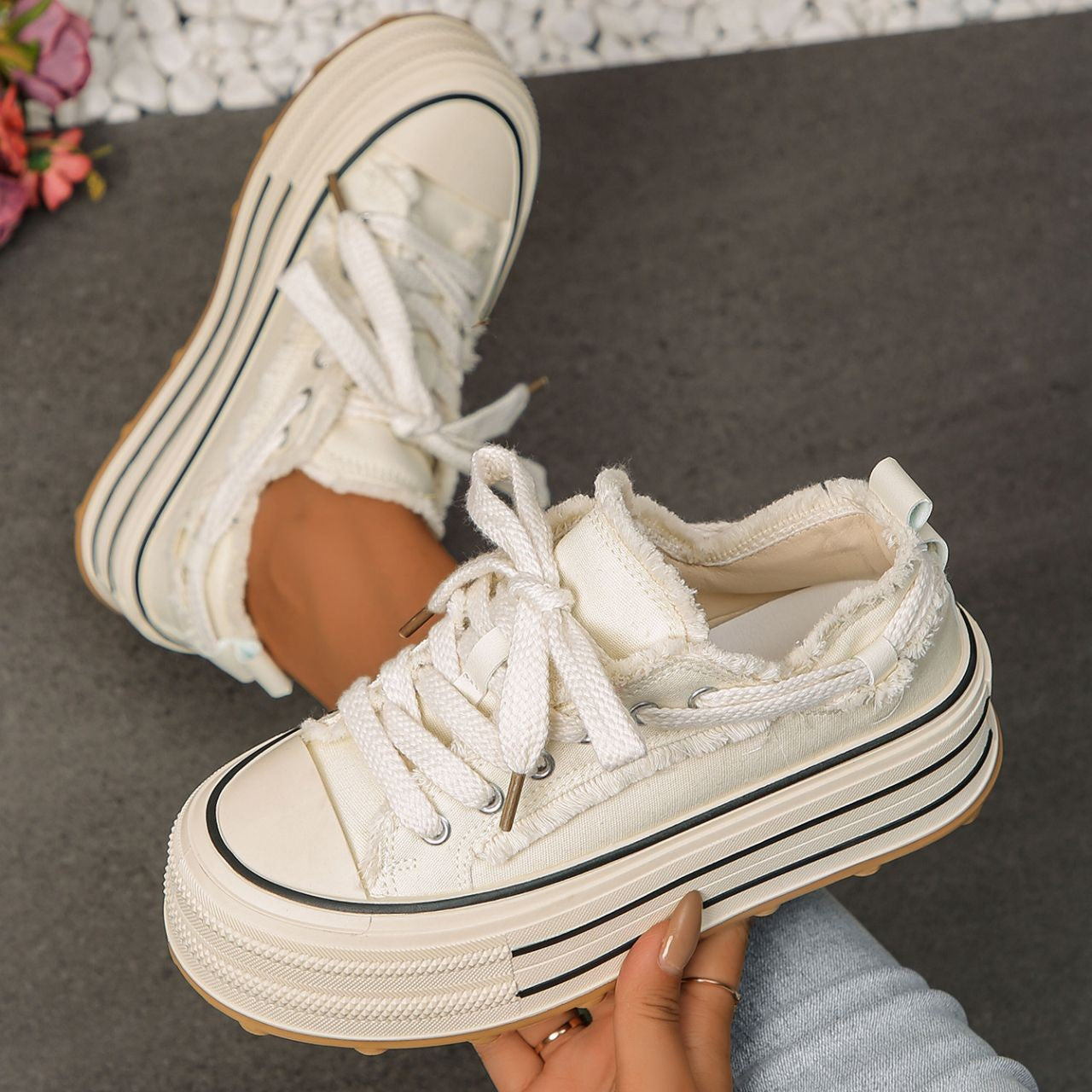 Flora™ | Women’s Fringed Platform Sneakers