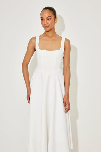 Emra – Timeless Flowy Midi Dress