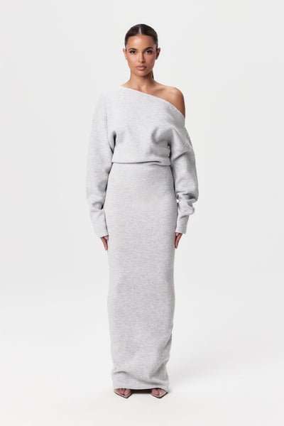 Mirelda – Off-Shoulder Sweater Dress
