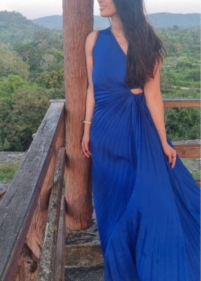 Cyrilla – Classic Midi Dress