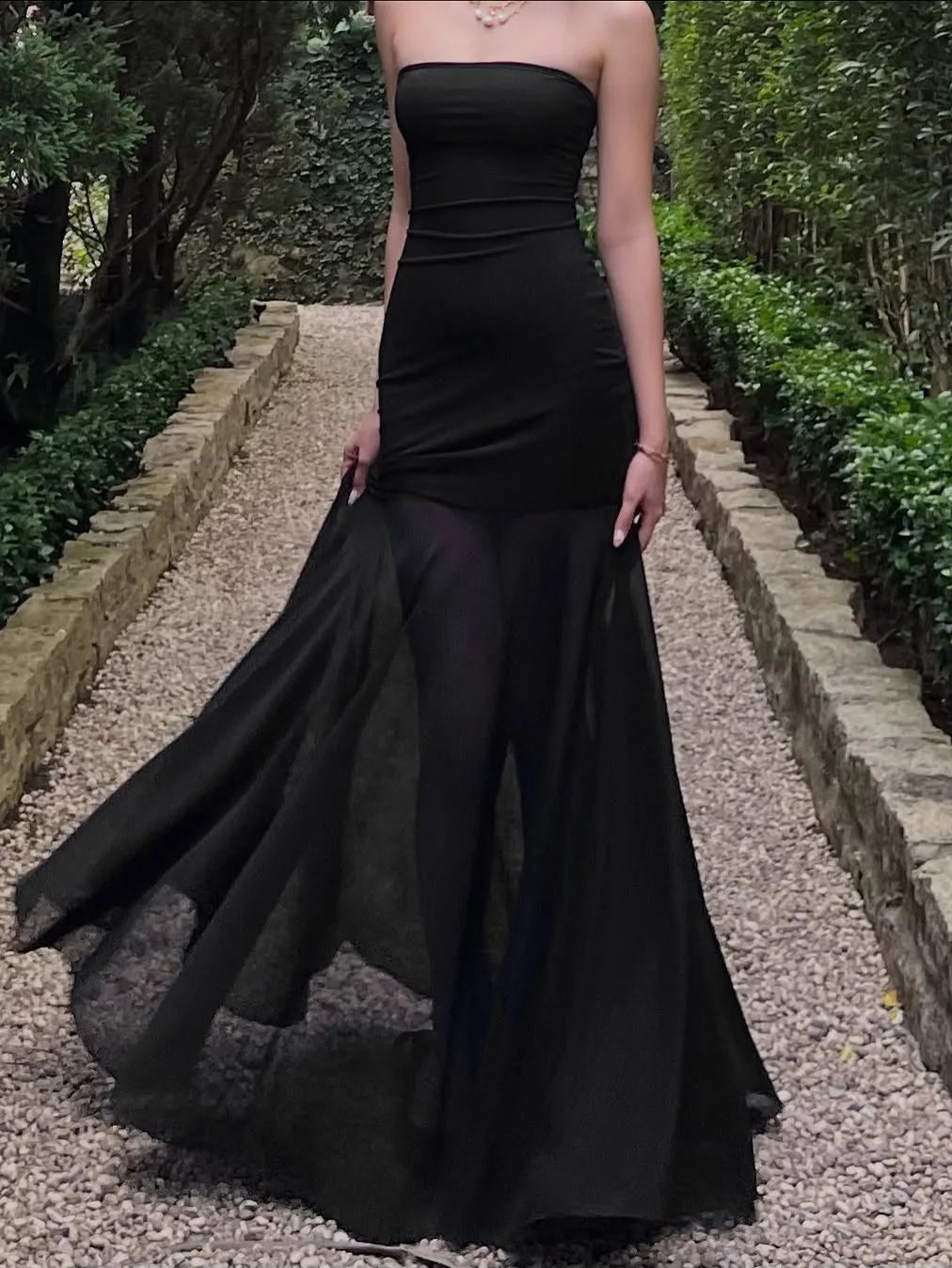 Selena Mermaid Silhouette Maxi Dress