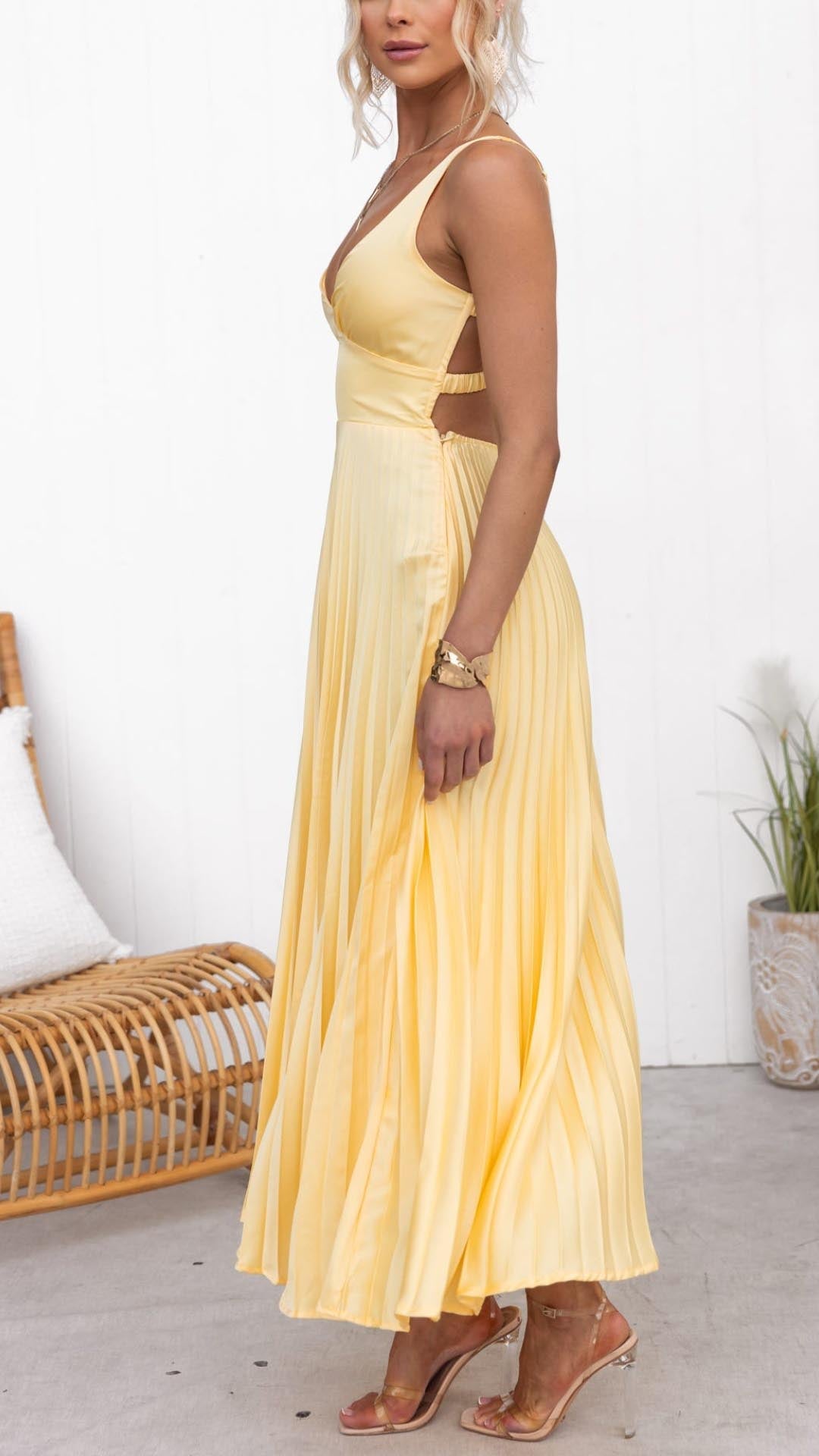 Eleanor- Pleated Maxi Dress with V-Neck
