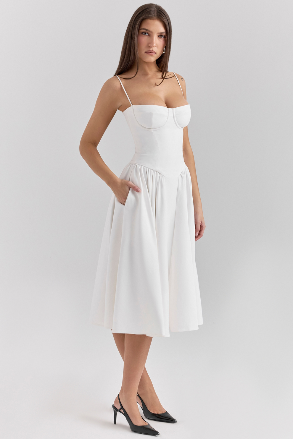 Maissa - Elegant Sleevelss Midi Dress