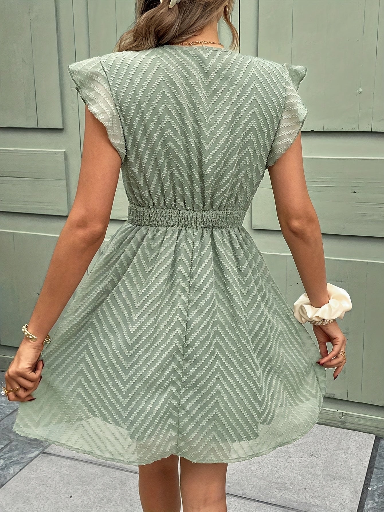 Evalise – Sleeveless V-Neck Summer Dress