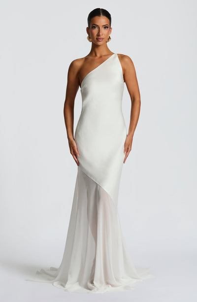 Sylvienne – One-Shoulder Mesh Gown