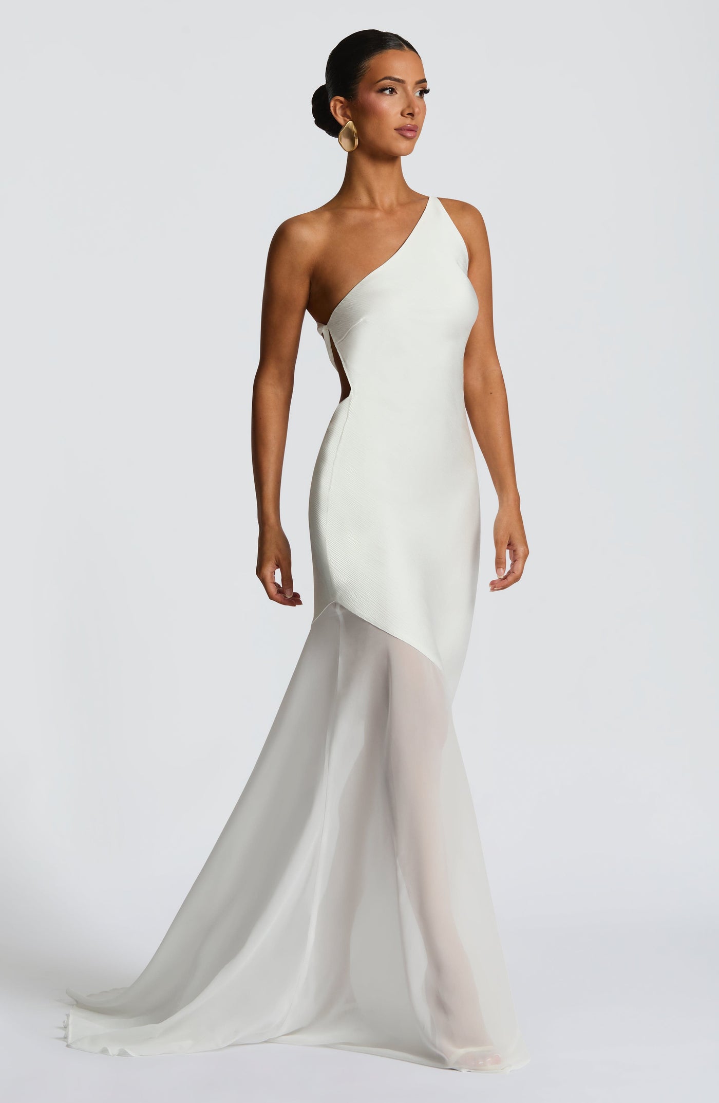 Sylvienne – One-Shoulder Mesh Gown