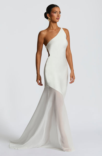 Sylvienne – One-Shoulder Mesh Gown