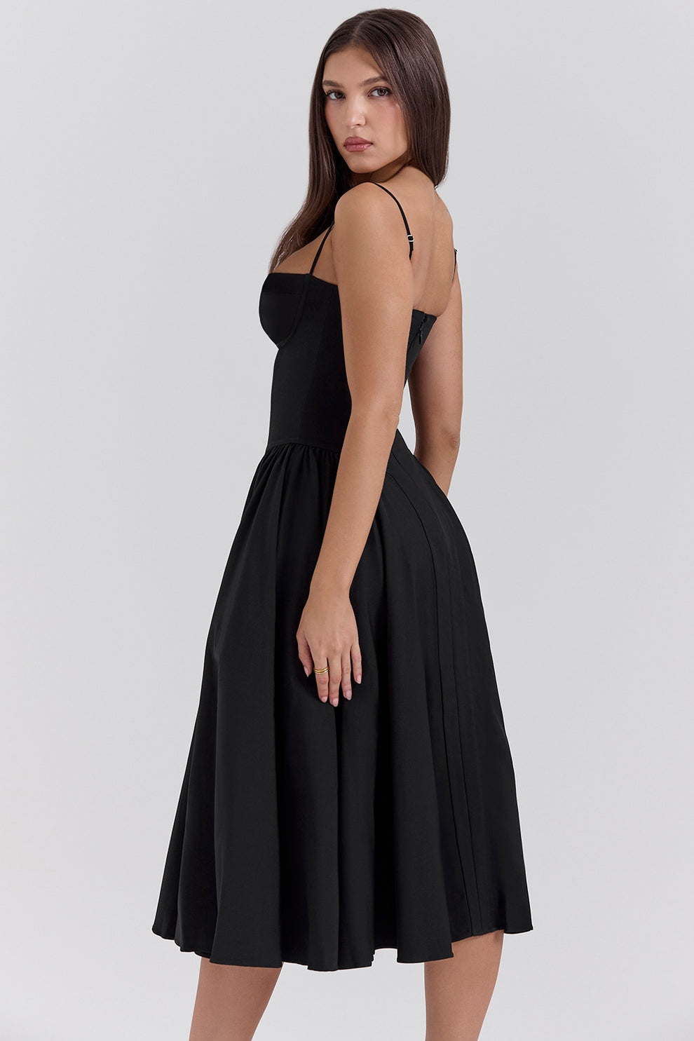 Maissa - Elegant Sleevelss Midi Dress