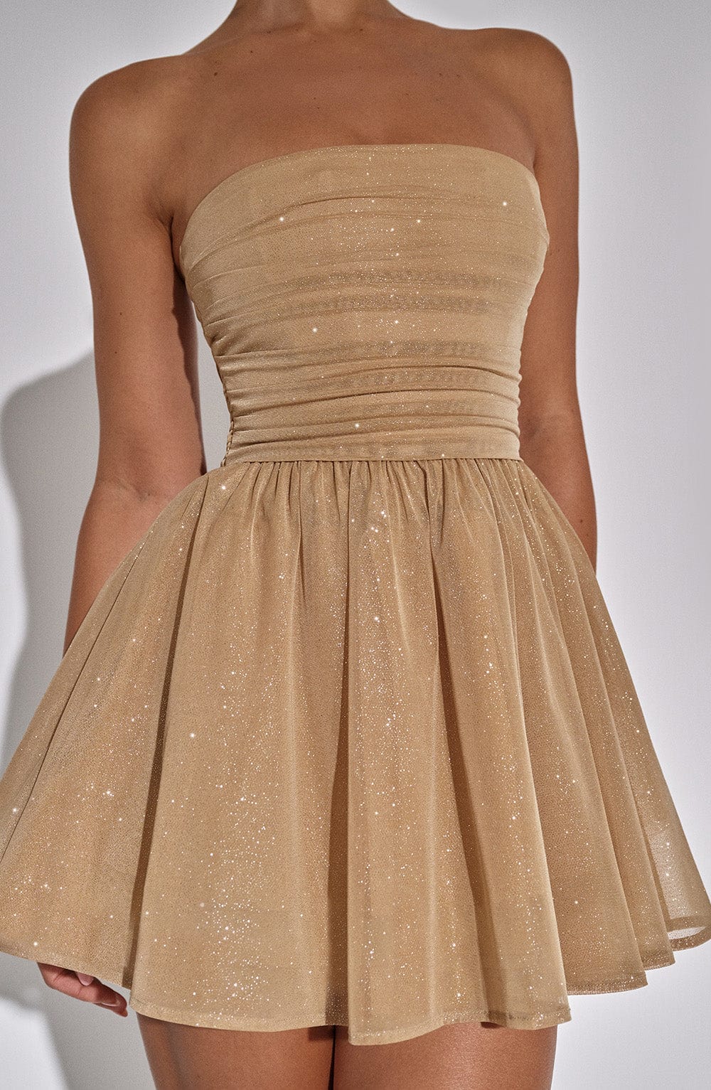 Ariana | STRAPLESS BOW DRESS