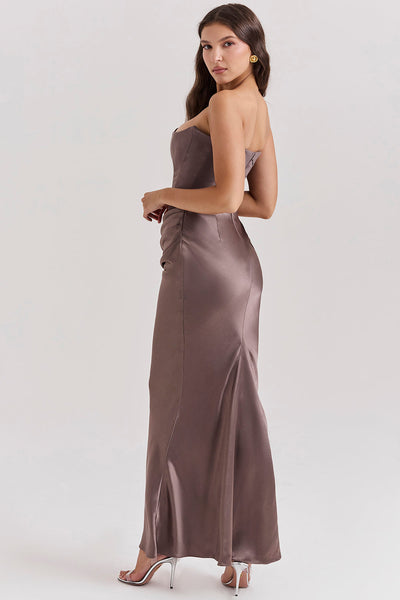 LinaÉlégance – Elegant Maxi Dress