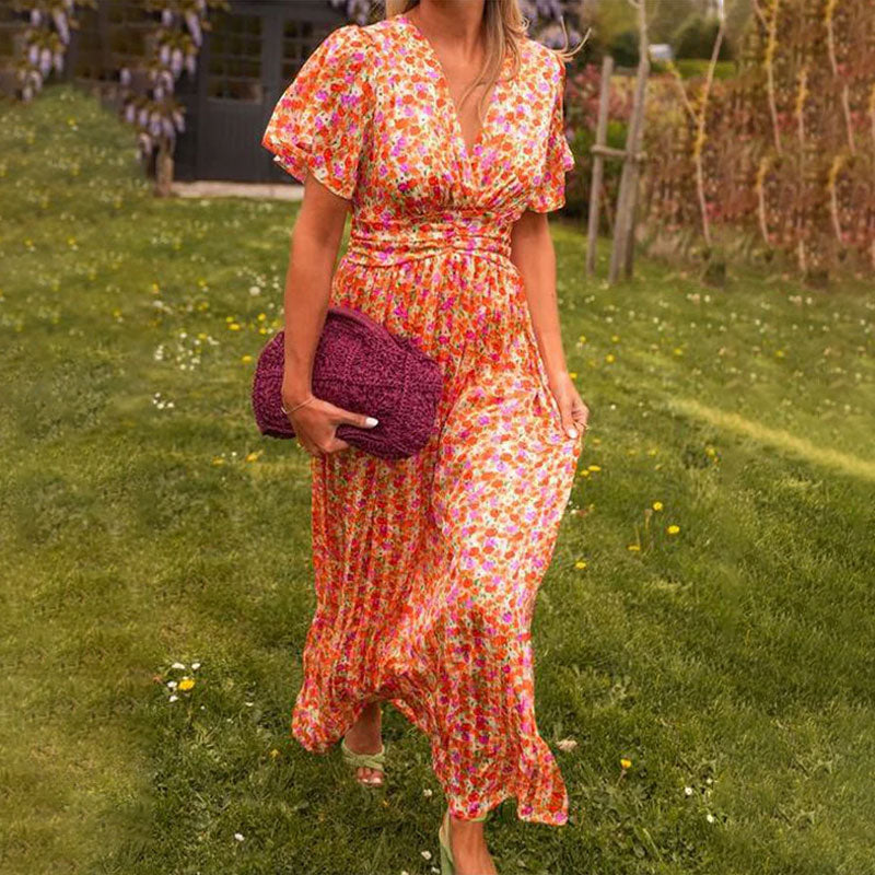 Juliane – Classic V-Neck Dress